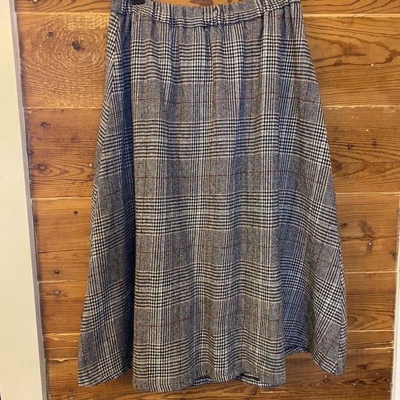 VINTAGE TWEED CIRCLE SKIRT 🤎📚 - Picture 9 of 9